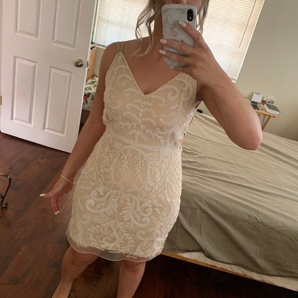 Dress - Picture 4 of 4